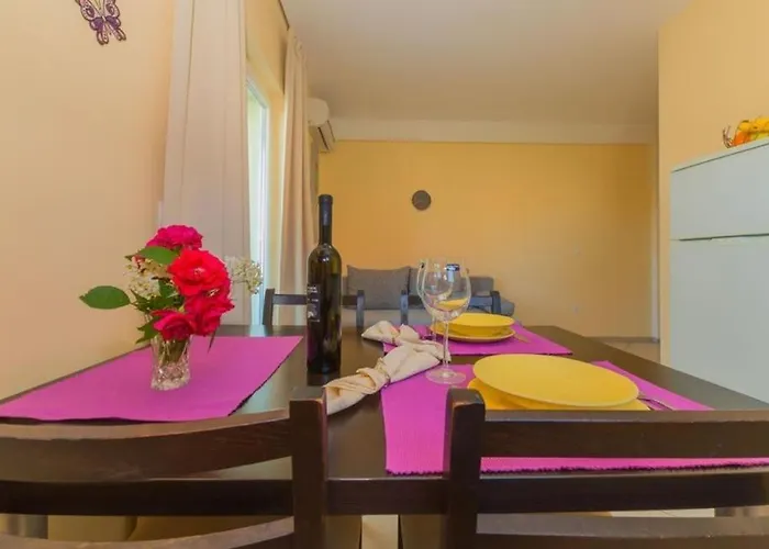 In With Pool Access, Terrace, Air Conditioning, Wi-fi, 3548-4 아파트