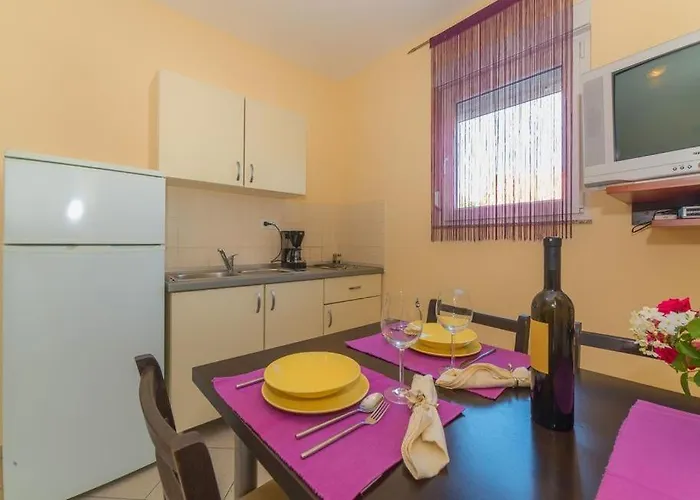 In With Pool Access, Terrace, Air Conditioning, Wi-fi, 3548-4 아파트